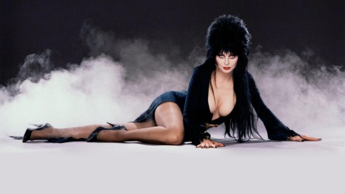 Elvira - Mistress of The Dark - ¿Por qué SDCC 2016 puede ser su último ...